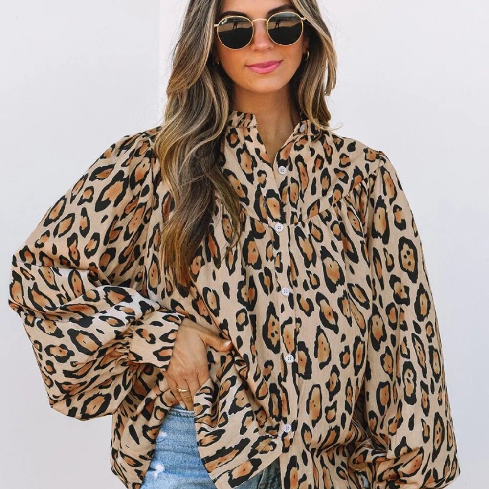 Oversized Balloon Sleeve Leopard Button-Up Blouse - Picture 5 of 5